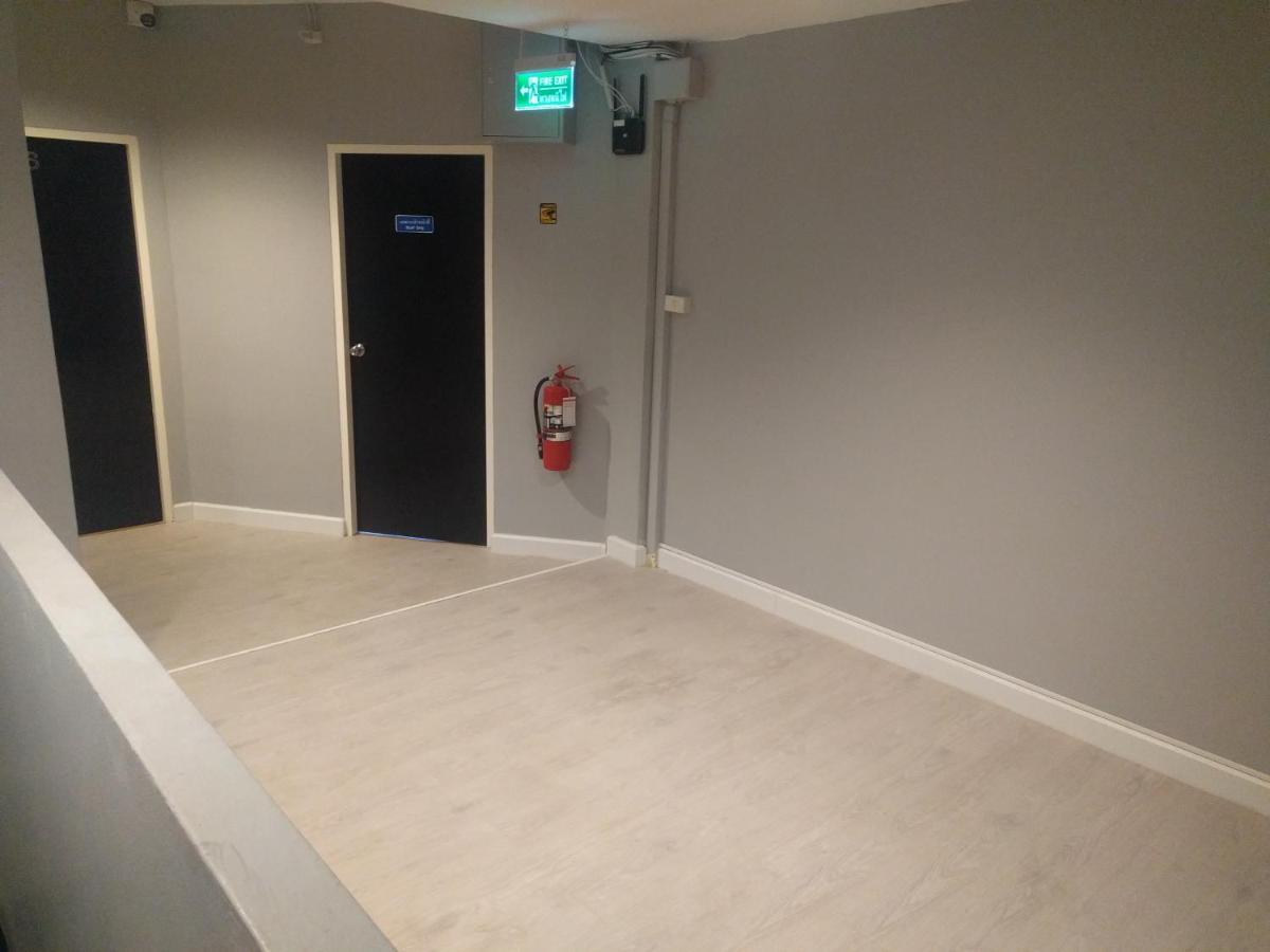 Gw Guesthouse Pattaya Zewnętrze zdjęcie