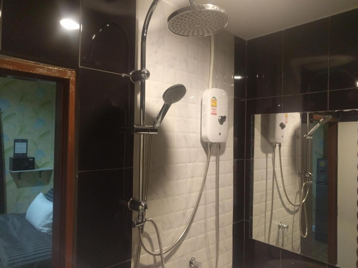 Gw Guesthouse Pattaya Zewnętrze zdjęcie